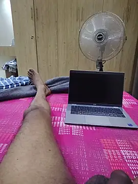 santhoshkannadaboy online show from May 2026 12:07:01 AM