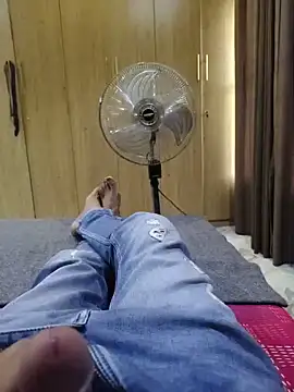 santhoshkannadaboy online show from May 2026 04:01:02 PM