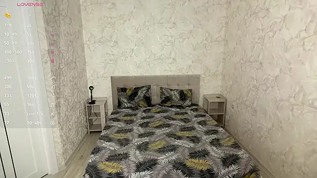 rosylume online show from May 2026 05:42:02 PM