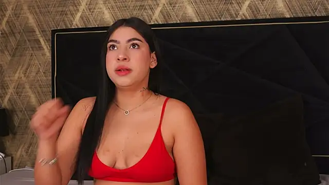 NatashaKyris online show from May 2026 04:40:02 AM