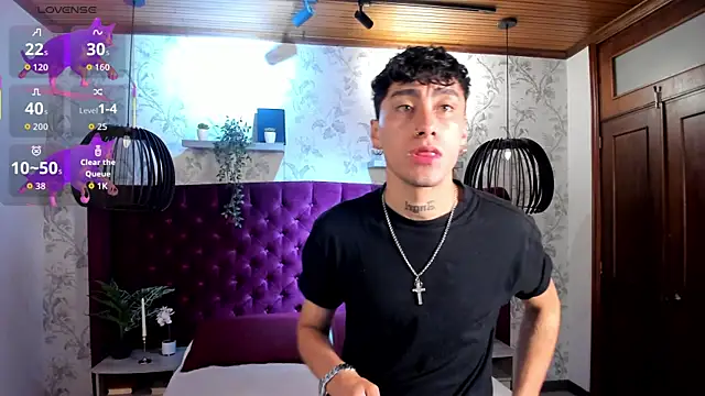 Spencerwhite  online show from May 2026 09:13:01 PM