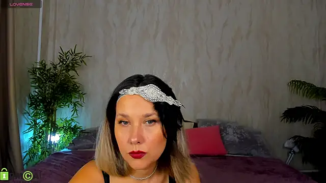 Snapshot of Nikki_Mi1k chatting on June 2026 01:34:01 AM Nikki Mi1k online show from June 2026 01:34:01 AM