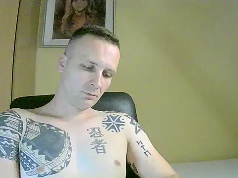 MacMillan69 online show from May 2026 09:49:01 AM
