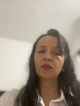 Soy Camila8 online show from May 2026 10:26:02 PM