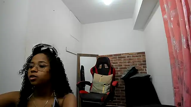 wizarpamela online show from May 2026 08:05:01 PM