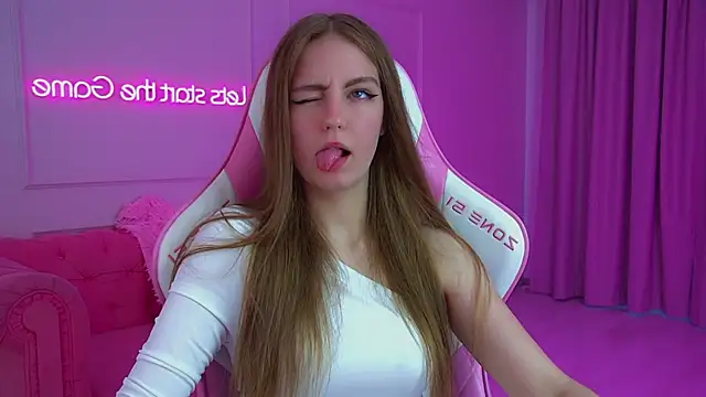 SofiaSarvains online show from July 2026 06:10:01 AM