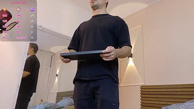 tanner-hard  online show from July 2026 07:52:01 PM