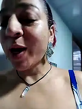 Snapshot of Tumilf chatting on June 2026 12:42:02 PM Tumilf online show from June 2026 12:42:02 PM