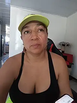 Snapshot of Tumilf chatting on July 2026 03:36:01 PM Tumilf online show from July 2026 03:36:01 PM