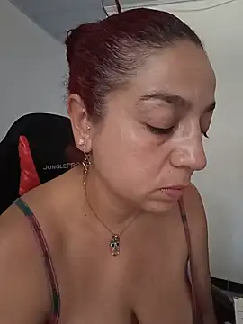 Snapshot of Tumilf chatting on July 2026 05:41:01 PM Tumilf online show from July 2026 05:41:01 PM