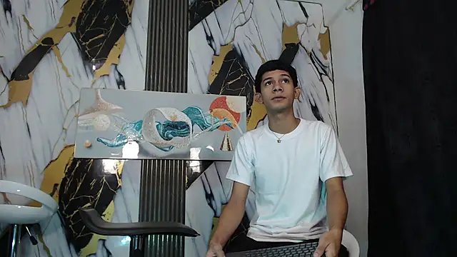 TWINKS BOYSX online show from June 2026 01:13:01 PM