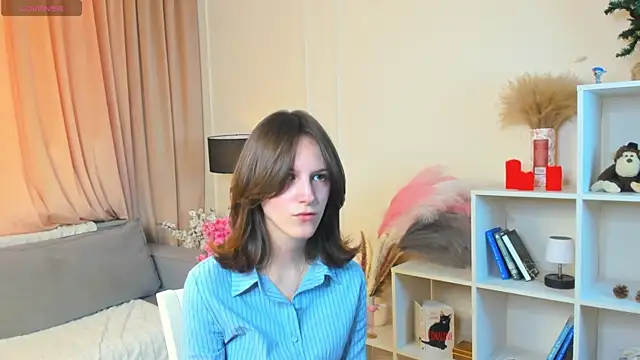 CortneyCagey online show from May 2026 07:24:02 AM