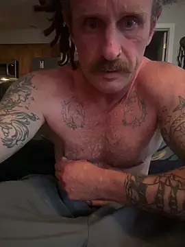 Snapshot of DreadlockDerek chatting on May 2026 10:50:01 PM DreadlockDerek online show from May 2026 10:50:01 PM