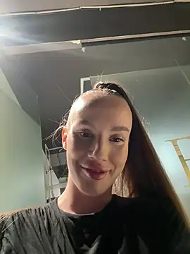Snapshot of Jasmin_Glow chatting on June 2026 12:31:02 PM Jasmin Glow online show from June 2026 12:31:02 PM