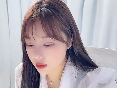 Qingqing19 online show from May 2026 01:56:02 AM