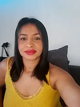 Snapshot of mell0102 chatting on June 2026 12:28:02 PM mell0102 online show from June 2026 12:28:02 PM