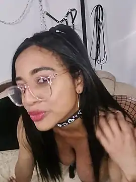 Snapshot of Sharonhunter chatting on July 2026 04:42:02 PM Sharonhunter online show from July 2026 04:42:02 PM