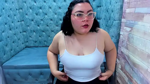 Sweet Nova  online show from May 2026 11:36:01 AM