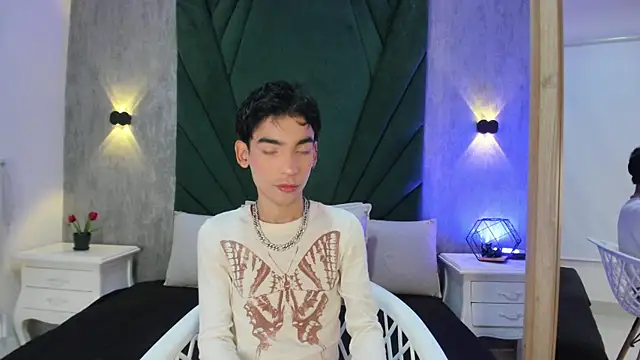 Andy vergara1 online show from May 2026 12:01:01 PM
