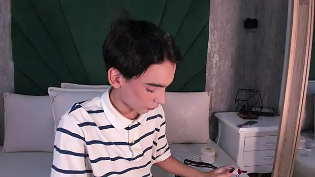 Andy vergara1 online show from May 2026 12:04:02 PM