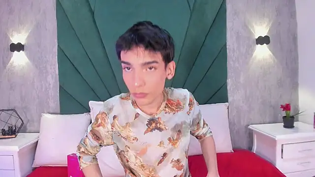 Andy vergara1 online show from May 2026 03:25:01 AM
