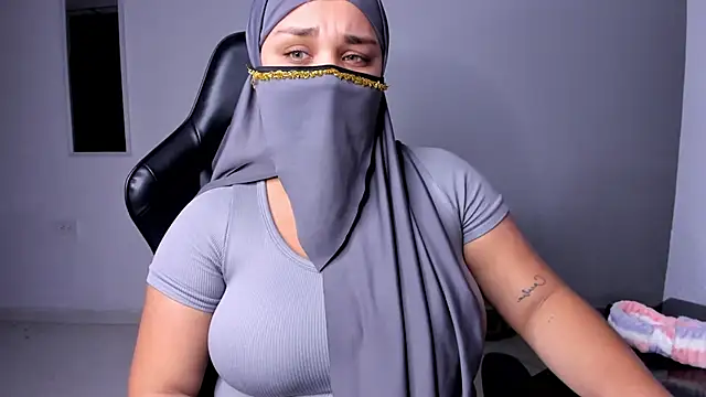Salma farouk online show from June 2026 04:47:02 AM