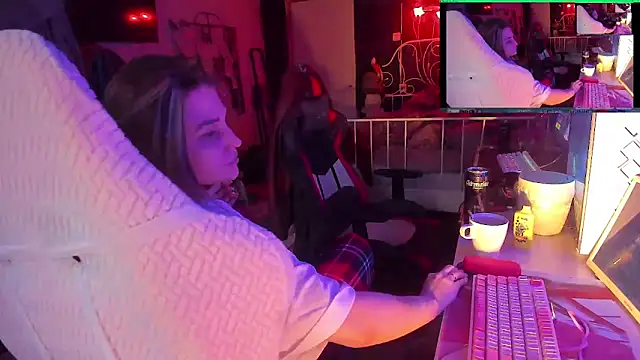 FuckinHotCouple1 online show from June 2026 06:34:01 PM