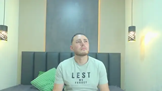Snapshot of Luna_and_Jacksonn chatting on July 2026 04:16:01 AM Luna and Jacksonn online show from July 2026 04:16:01 AM