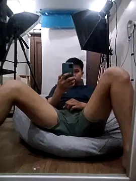 yumfucker 1998 online show from May 2026 07:17:01 AM