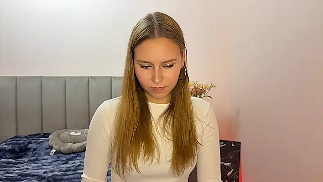 Snapshot of AlisaDreamy chatting on May 2026 02:21:02 PM AlisaDreamy online show from May 2026 02:21:02 PM