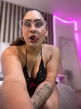 LiaDesire7 online show from May 2026 04:42:02 AM