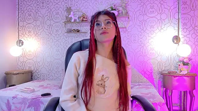 zoeecarter  online show from May 2026 11:18:02 AM