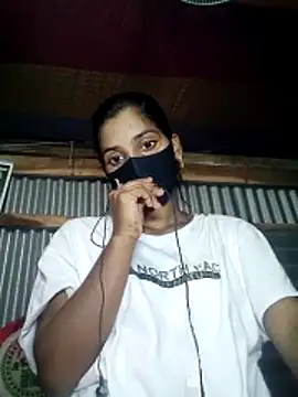 Snapshot of Sexy_vabi-97 chatting on May 2026 06:37:01 PM Sexy vabi-97 online show from May 2026 06:37:01 PM