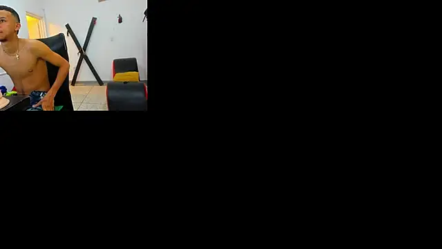 friends lust latin online show from May 2026 07:12:02 PM