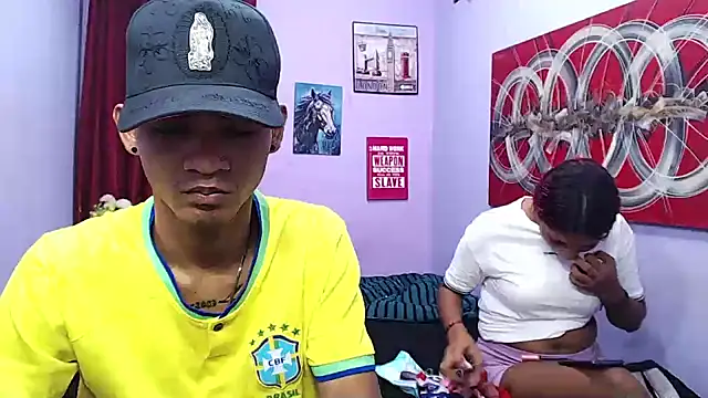 Snapshot of black_twinks chatting on June 2026 02:06:01 AM black twinks online show from June 2026 02:06:01 AM