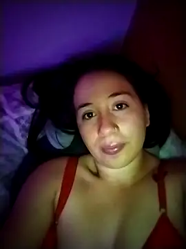 Snapshot of Annie_loveer chatting on June 2026 06:05:02 AM Annie loveer online show from June 2026 06:05:02 AM