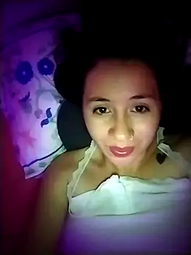 Snapshot of Annie_loveer chatting on June 2026 04:45:01 AM Annie loveer online show from June 2026 04:45:01 AM