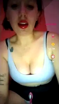 Snapshot of Annie_loveer chatting on July 2026 03:58:02 AM Annie loveer online show from July 2026 03:58:02 AM