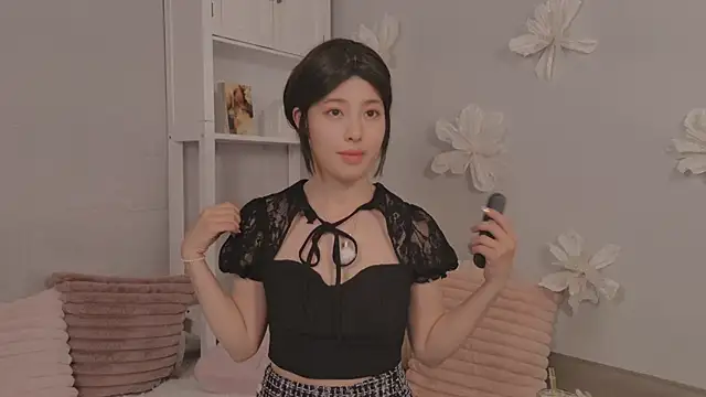 sakura-ch- online show from August 2026 08:11:01 PM