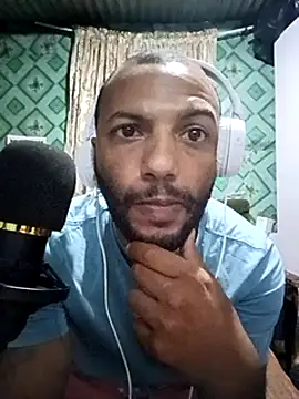 Snapshot of Camodick chatting on January 2025 12:43:02 AM Camodick online show from January 2025 12:43:02 AM