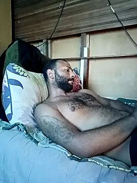 Snapshot of Camodick chatting on November 2025 01:32:02 PM Camodick online show from November 2025 01:32:02 PM