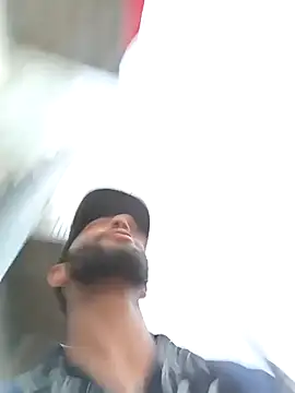 Snapshot of Camodick chatting on November 2025 05:38:01 PM Camodick online show from November 2025 05:38:01 PM