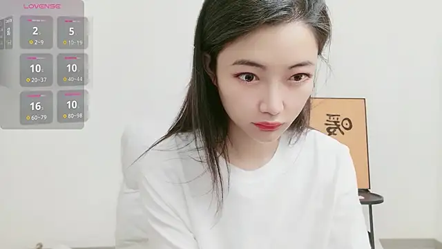 woxiangjinjin030 online show from May 2026 06:31:02 AM
