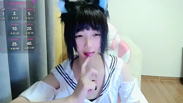 Ooo-Lola online show from May 2026 03:19:02 PM