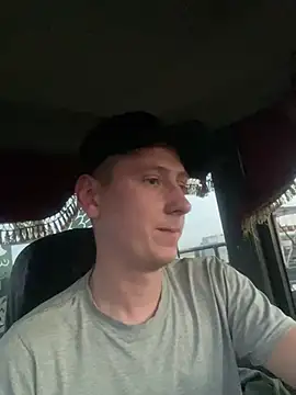 Keksik  online show from June 2026 02:33:01 PM