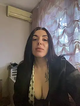 IsabellaJoutes online show from July 2026 02:04:01 PM