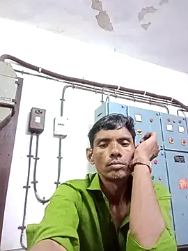 Snapshot of Hot-Parinda200 chatting on May 2026 06:44:01 AM Hot-Parinda200 online show from May 2026 06:44:01 AM