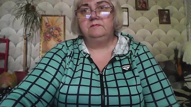 MarinaFarina53 online show from May 2026 05:49:01 AM