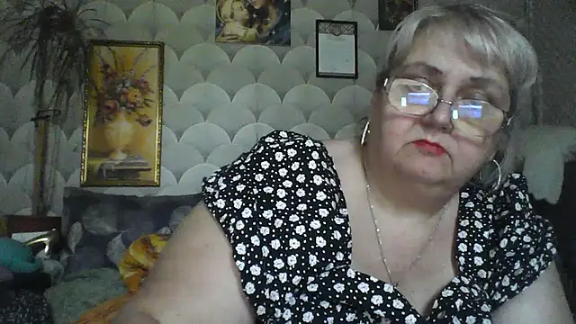 MarinaFarina53 online show from July 2026 03:14:02 PM