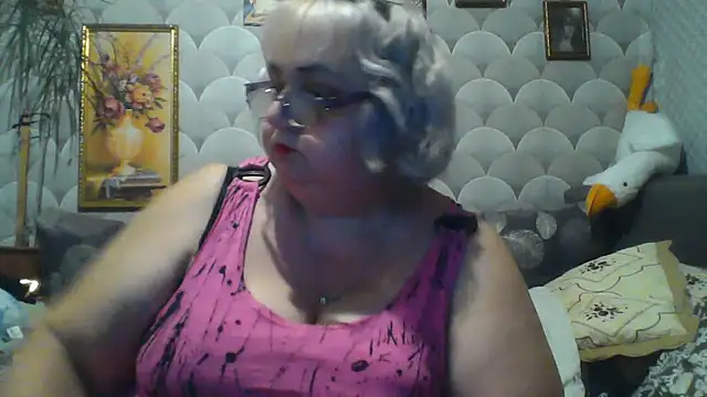 MarinaFarina53 online show from July 2026 06:03:02 PM